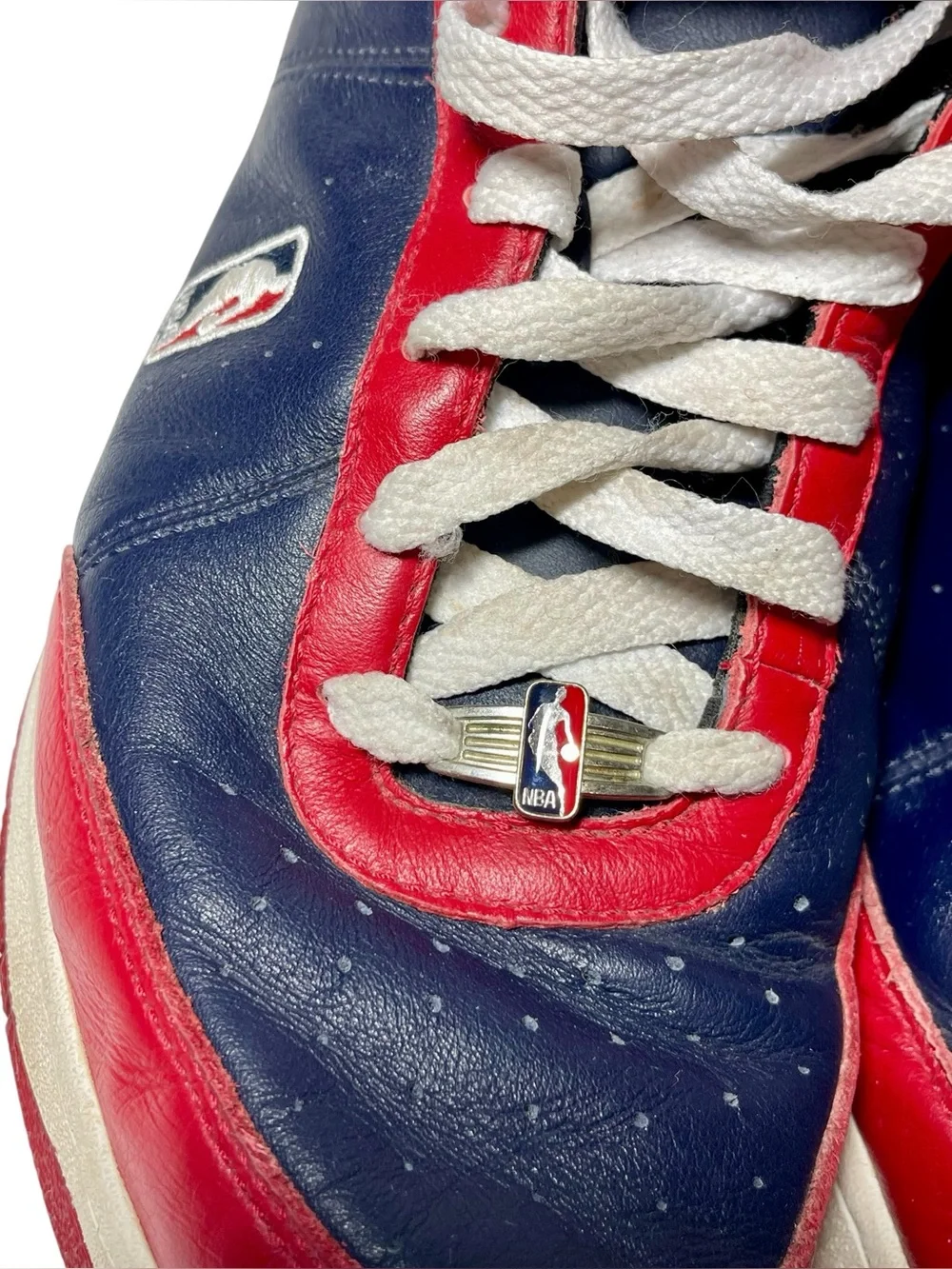 Reebok Original Philadelphia 76’s NBA Sneakers Mens 11 Red Blue Dfunkd 2004